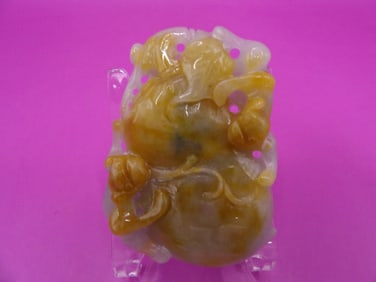 Chinese jadeite jade 2 bats on a peach double sided carving