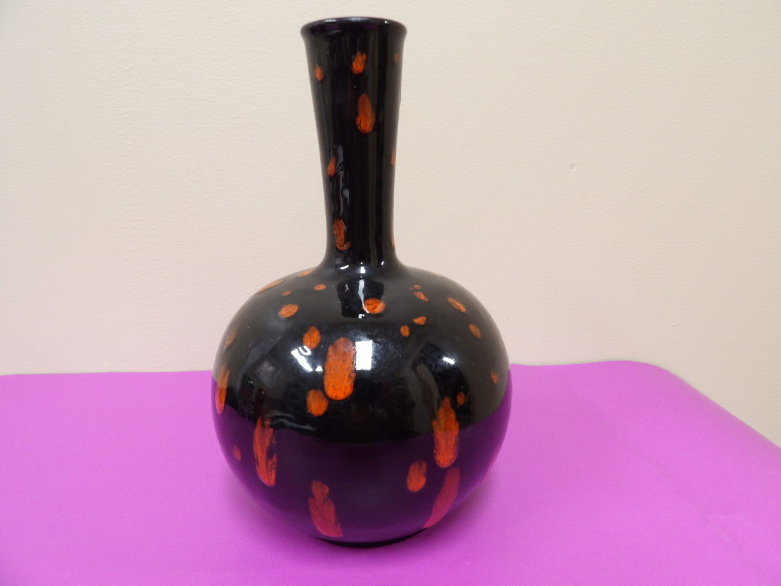 Chinese ceramic vase with black background and orange-red speckles (1 of 6)