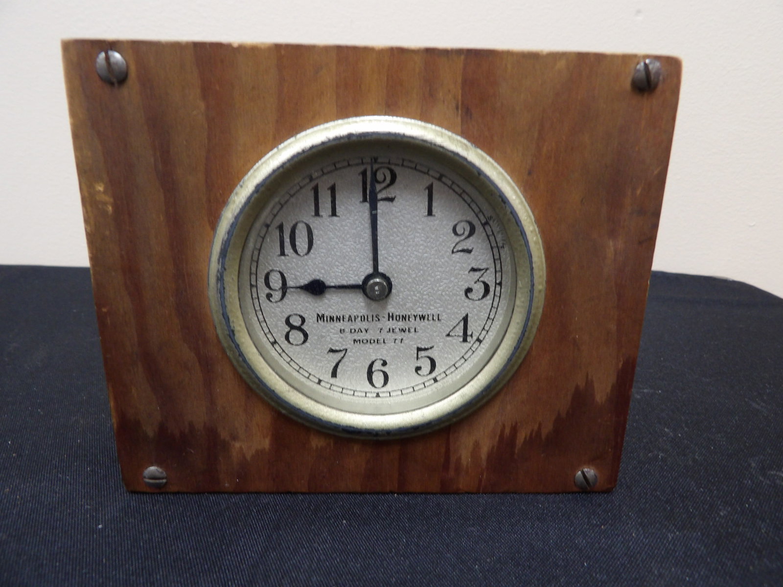 Minneapolis-Honeywell model 77 8-day mechanical clock (1 of 4)