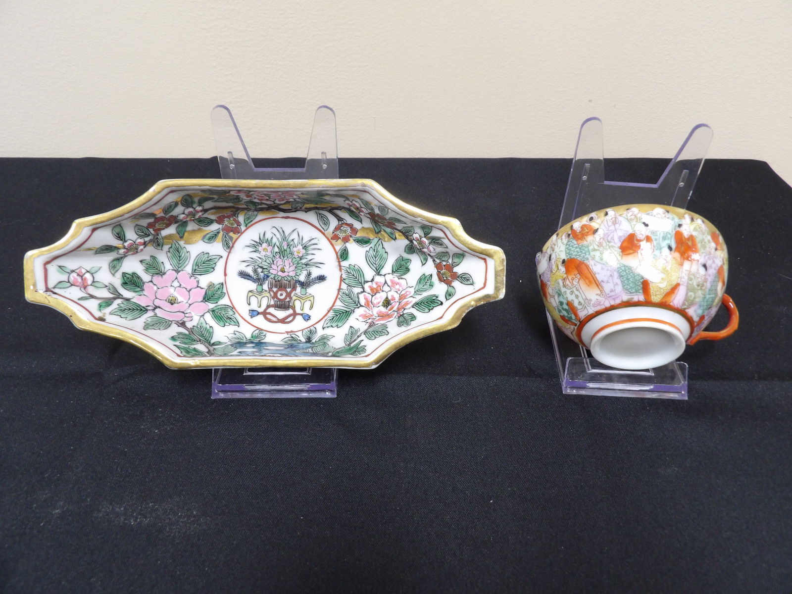 lot of 2 antique Japanese porcelain dish and cup: Dish is 8.3 inches length.
