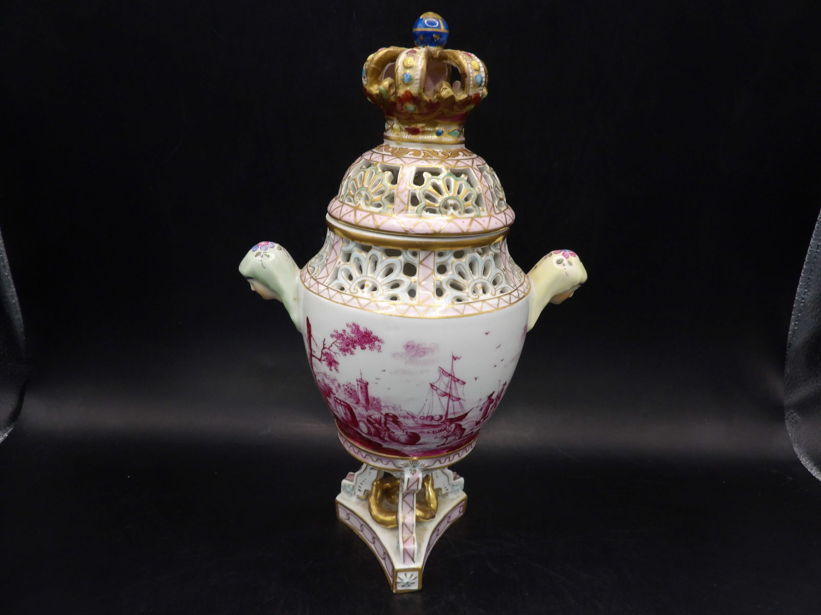 Rare early Meissen porcelain lidded vase very ornate signed (1 of 14)