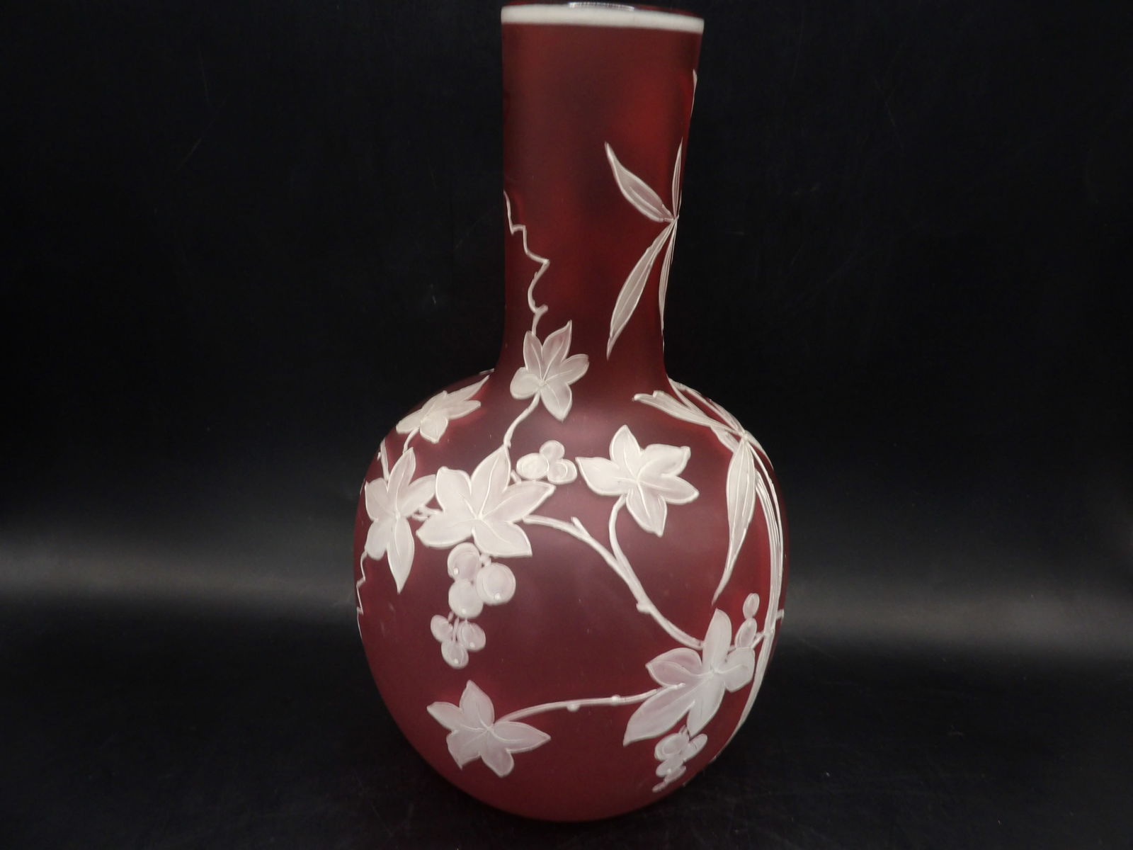 Gorgeous cherry blossom cameo pink glass vase (1 of 7)