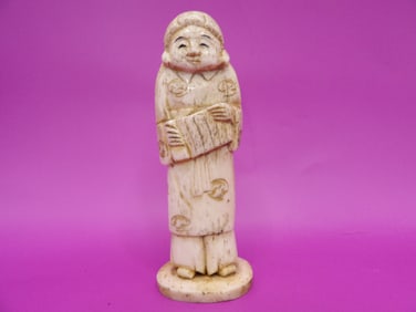 Japanese natural material fine carved figurine - No Export