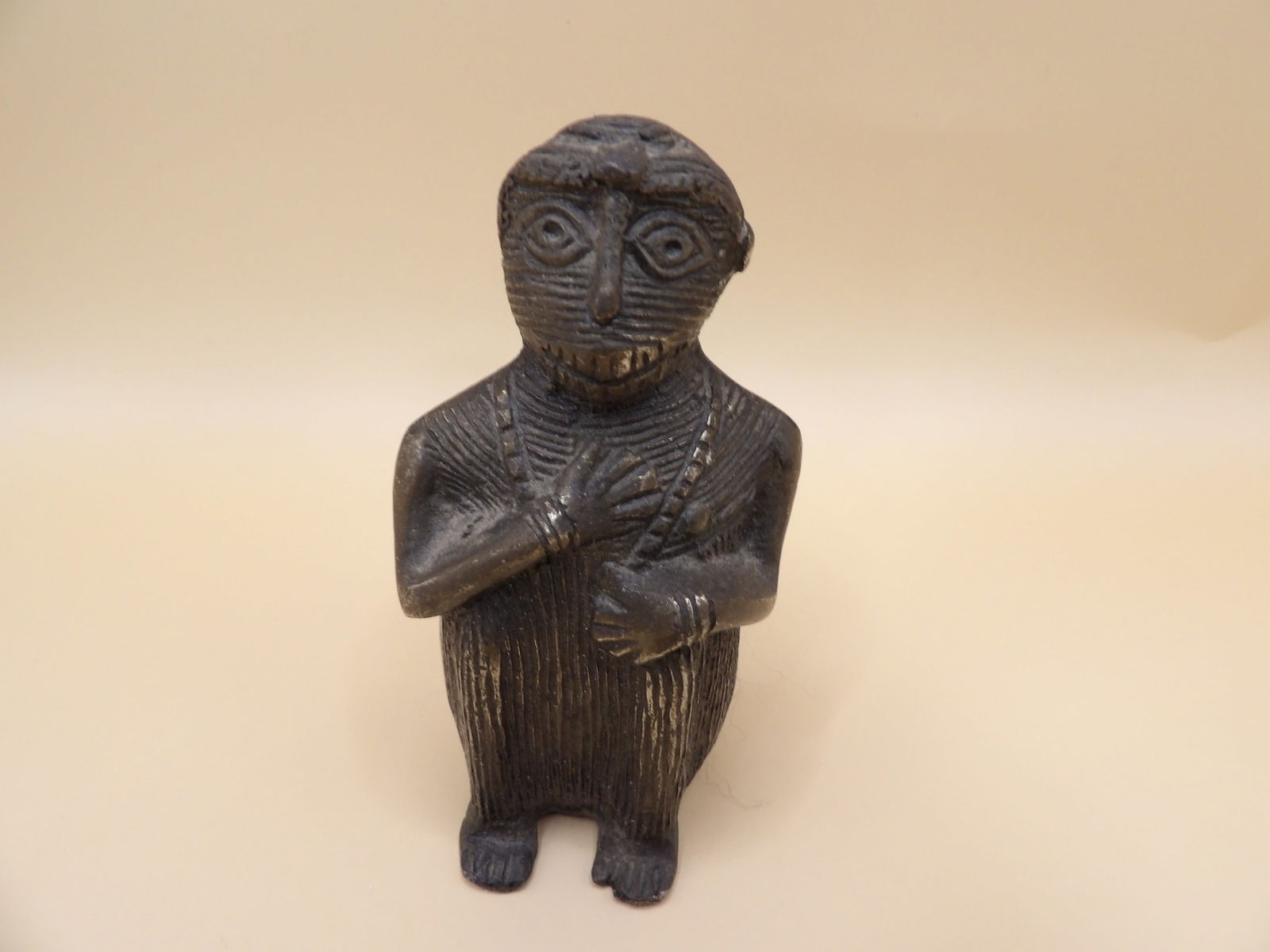 Antique Asian bronze monkey king Tiboli tribe statue (1 of 6)