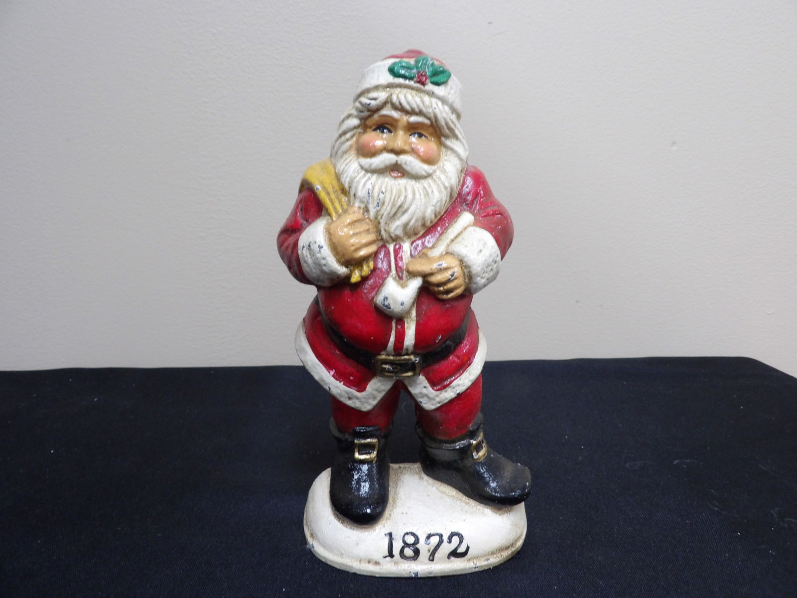cast metal Santa Claus figural doorstop marked 1872 (1 of 3)