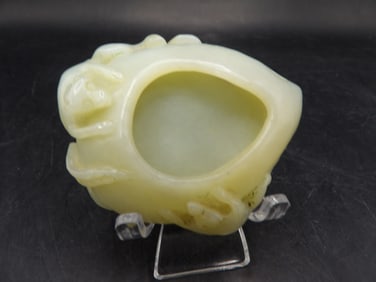 Chinese carved jade brush pot with monkey motif