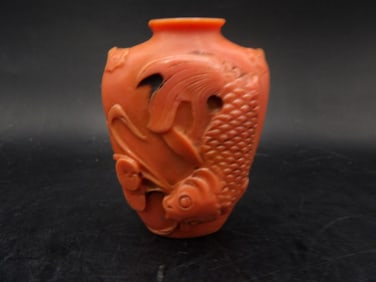 Chinese snuff bottle with fish motif and Chinese calligraphy