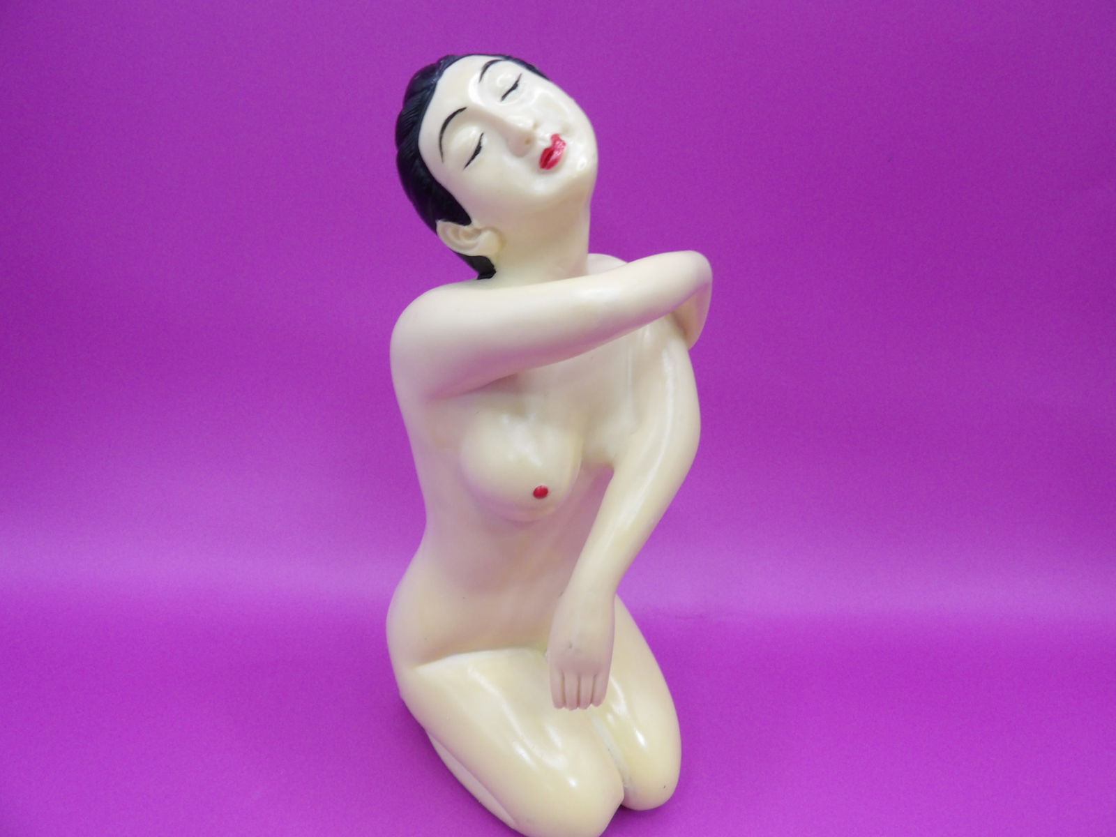 Chinese antique bakelite medical doll doctor's lady: 6.5 inches height.