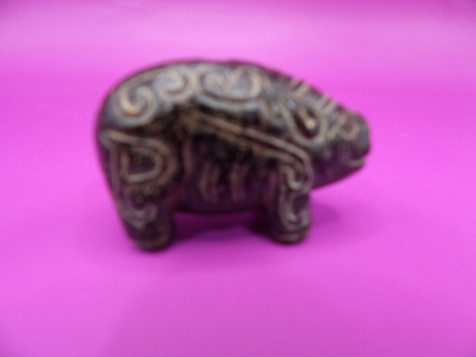 Chinese jade pig carving pendant: 2 inches length. 60 grams.