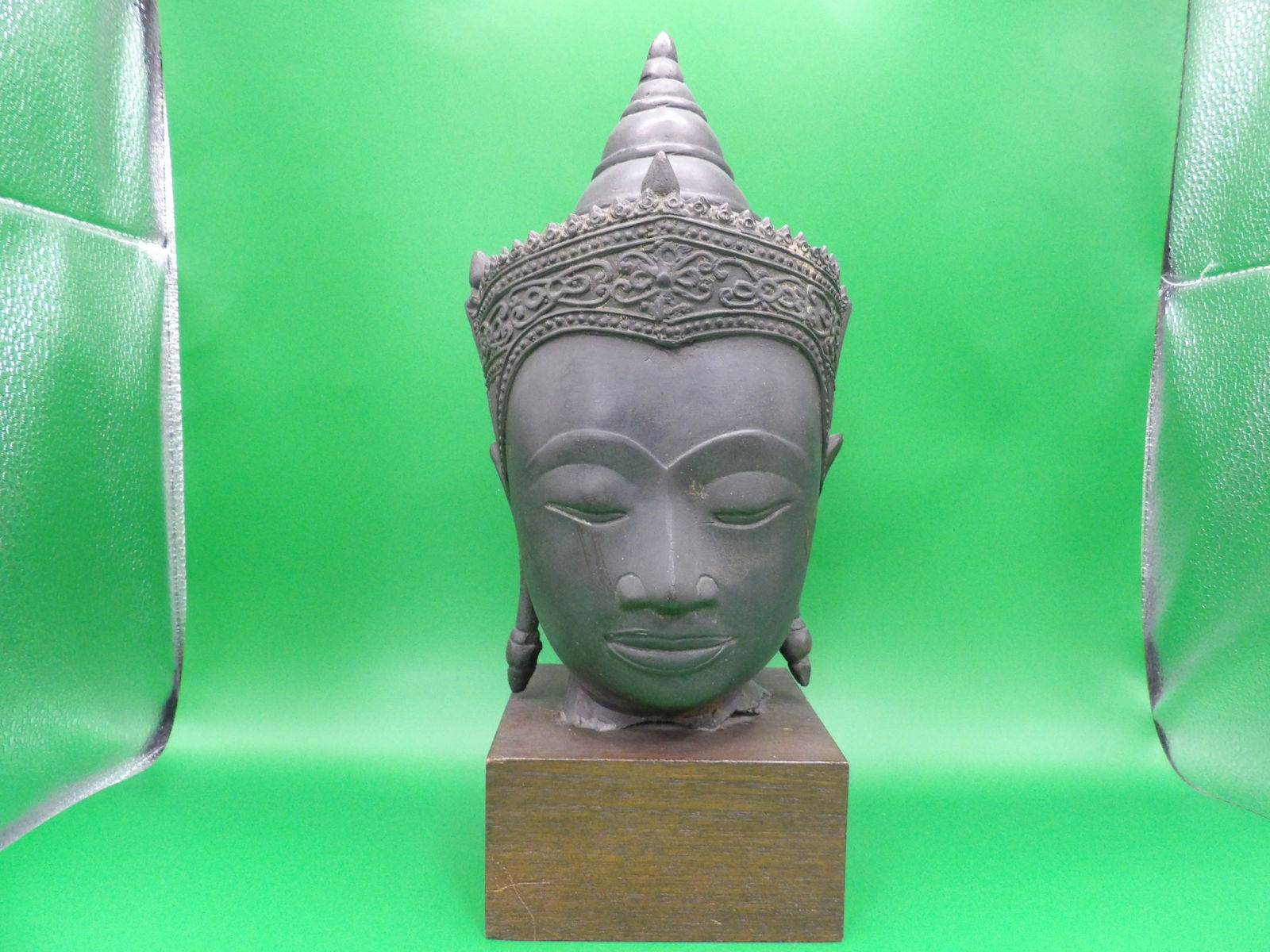 antique Asian Thai bronze buddha head mounted on wood base (1 of 7)