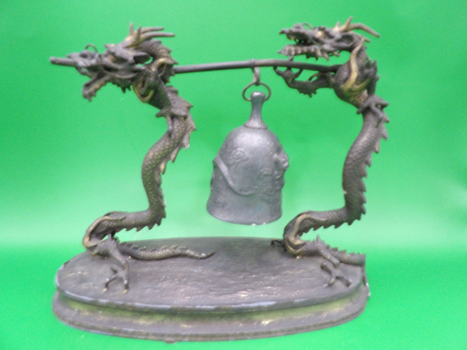 Asia Chinese or Japanese gold gilt double dragon fine bronze statue signed on the bottom (1 of 6)