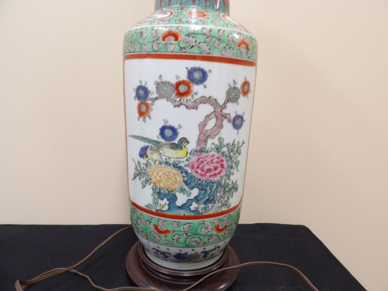 antique Chinese fine hand painted porcelain vase converted lamp (1 of 8)