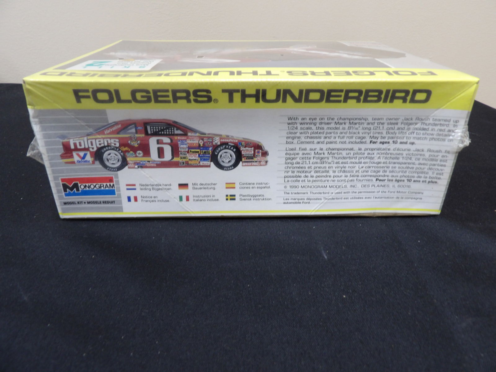 Monogram Folgers Thunderbird 1:24 model kit - Unopened - 4