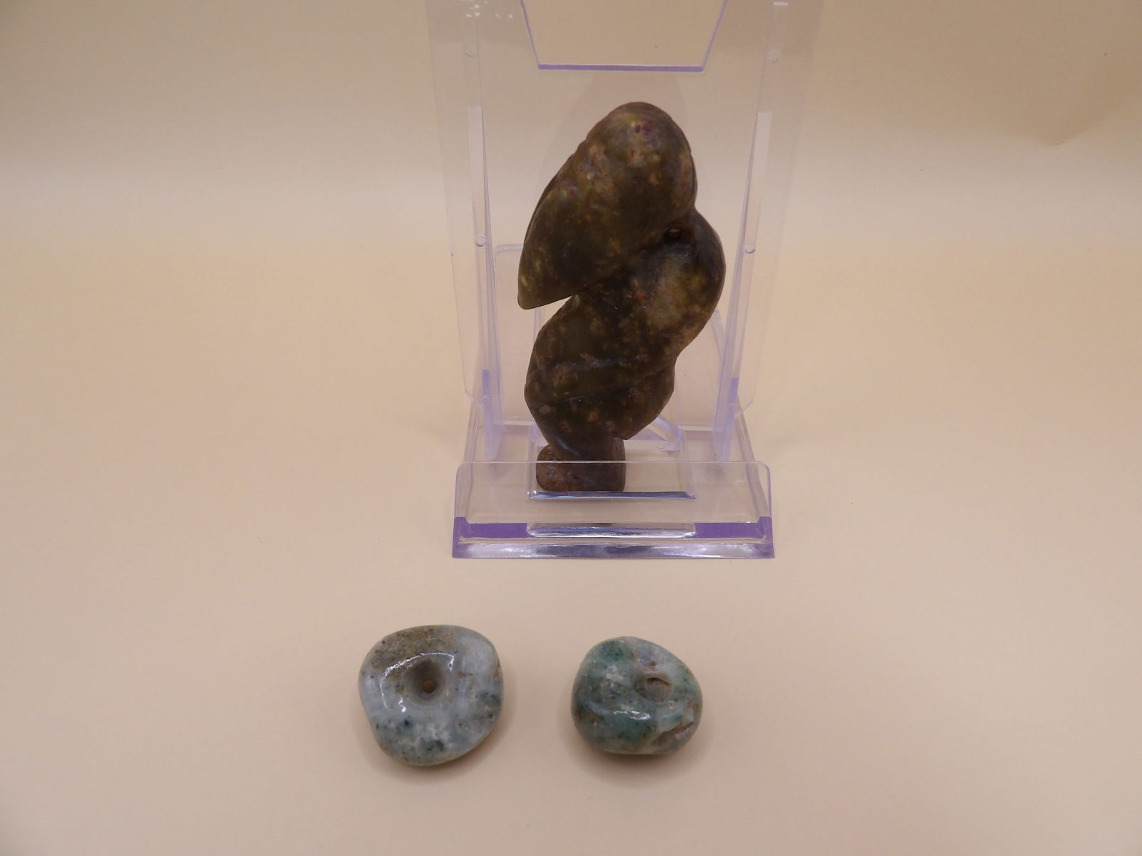 Lot of 3 antique pre-columbian jade spools and jade figurine (1 of 5)