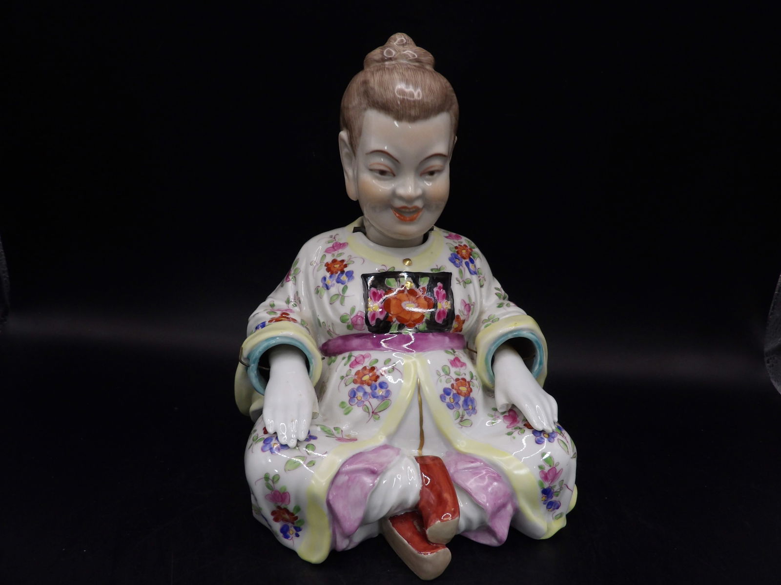 Dresden porcelain nodder - 8