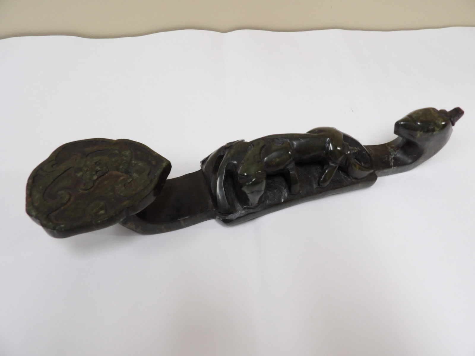 Chinese carved gem stone scepter (1 of 7)