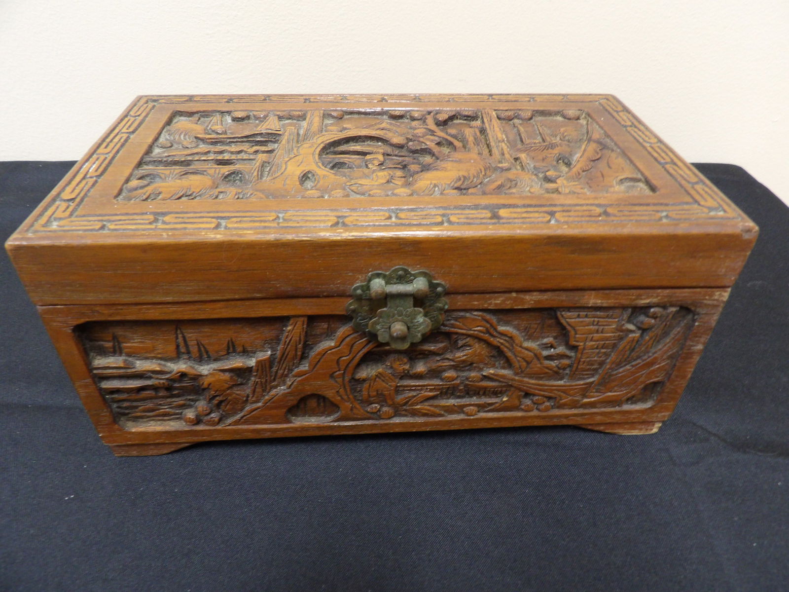 antique Chinese carved wooden box (1 of 6)