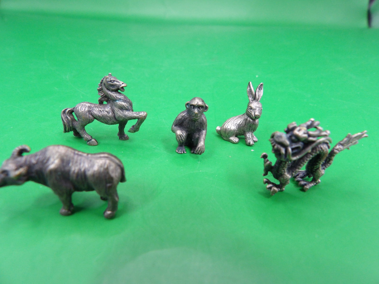 lot of 5 Chinese miniature animal figurines (1 of 4)
