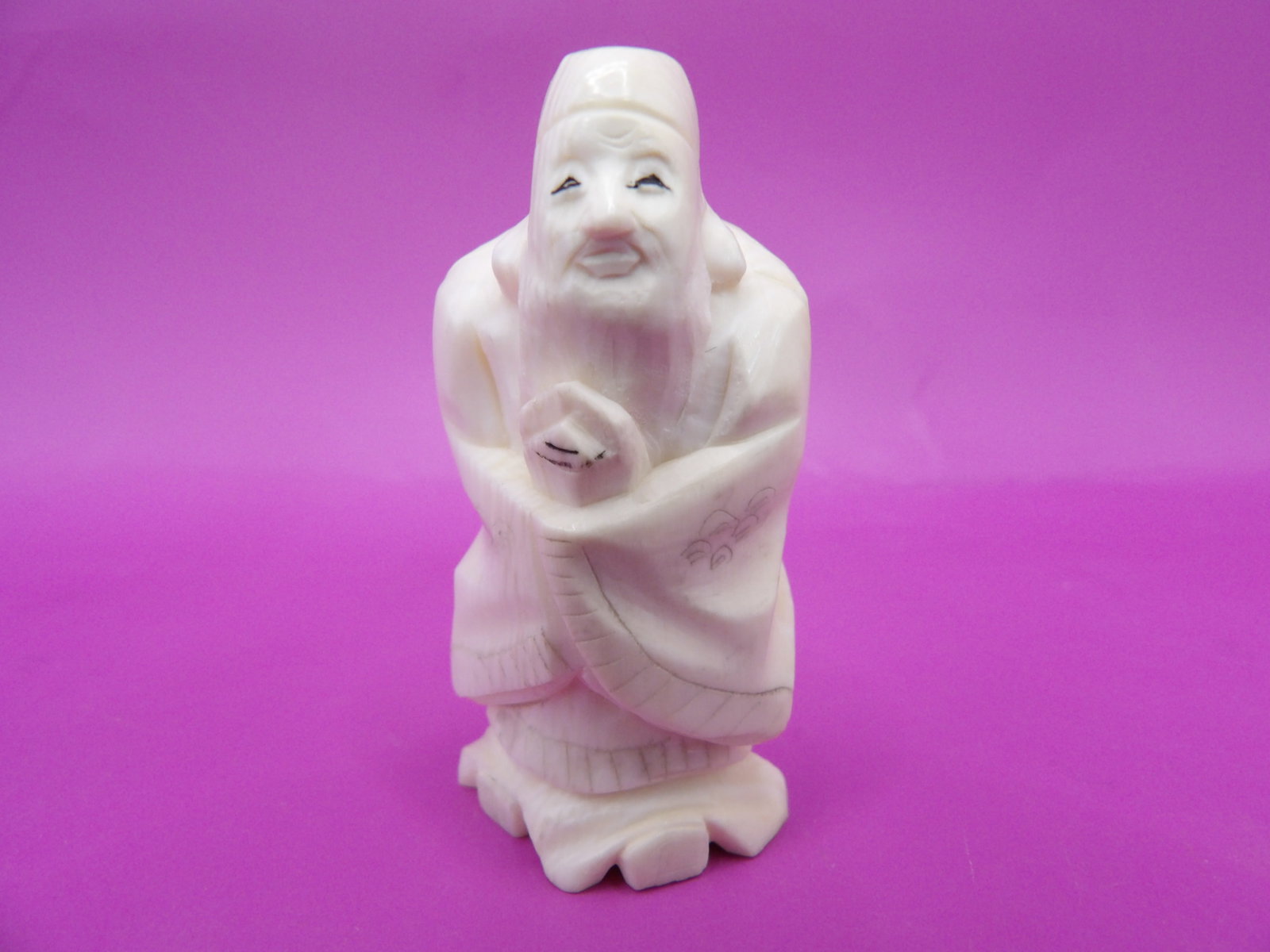 Japanese antique natural material carved male figure - No Export: 2.1 inches height. No export.
