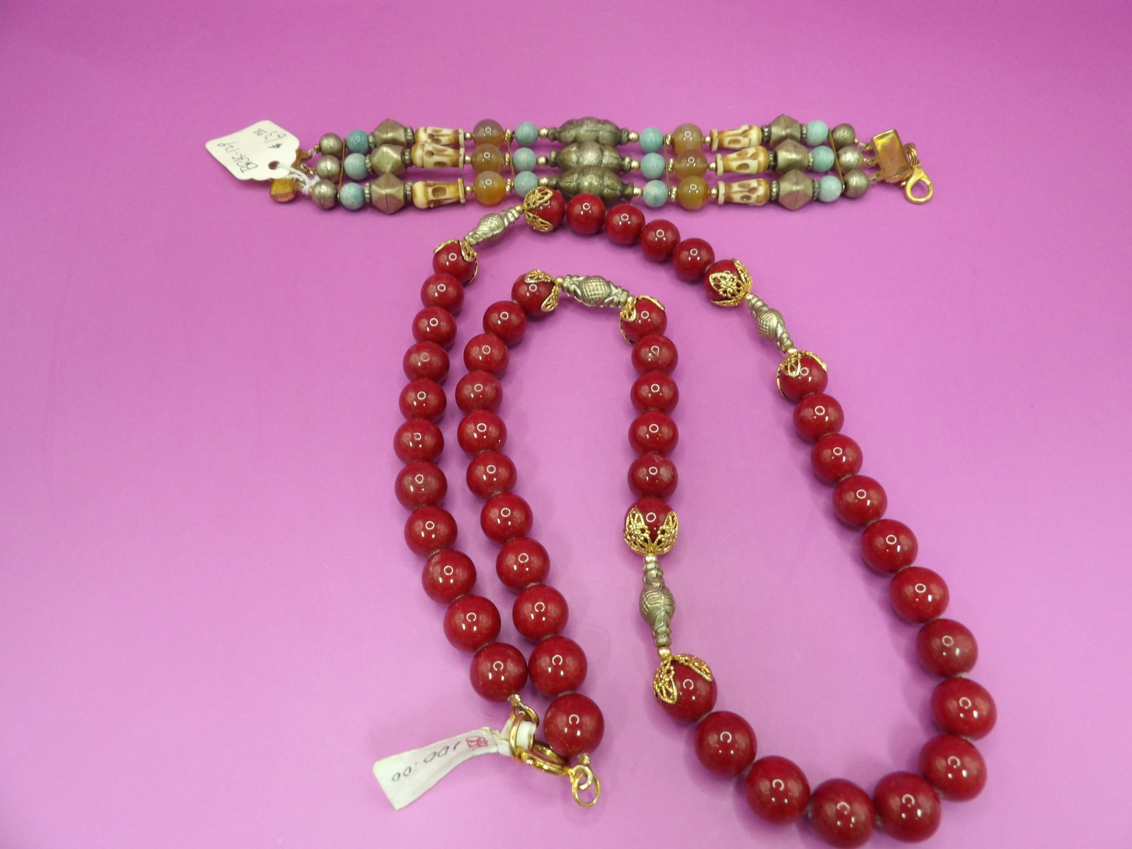 lot of 2 beaded necklace and bracelet with old price tags (1 of 6)