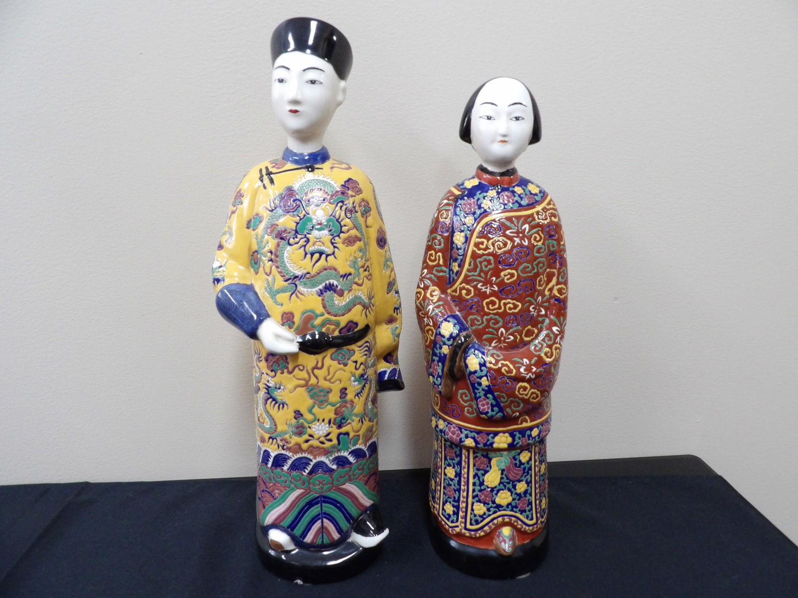 Lot of 2 Chinese Qing dynasty emperor and lady tall porcelain figurines fine details: Taller one is 15 inches height.
