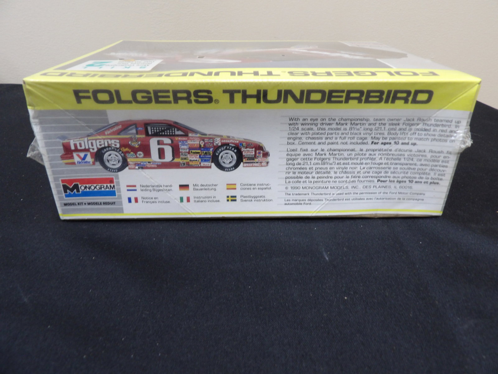 Monogram Folgers Thunderbird 1:24 model kit - Unopened - 4
