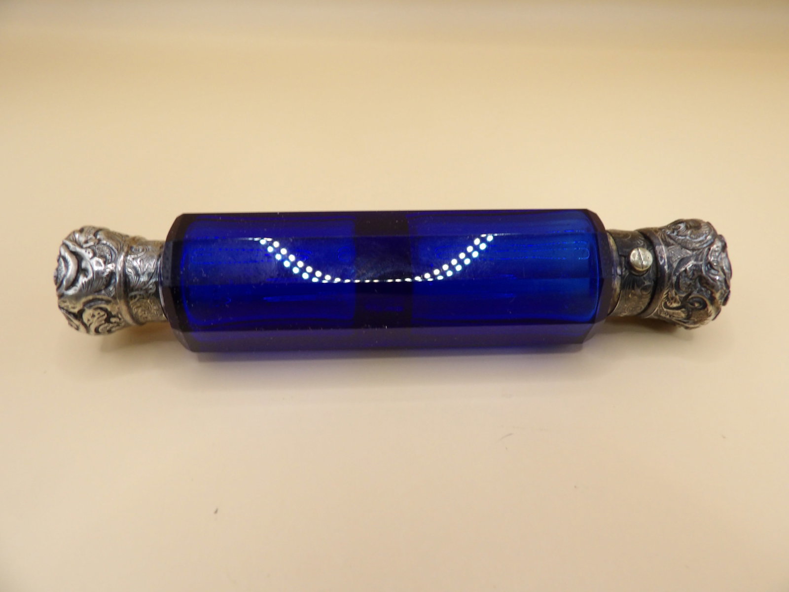 Antique Victorian large cobalt blue color double sided glass perfume bottle (1 of 5)