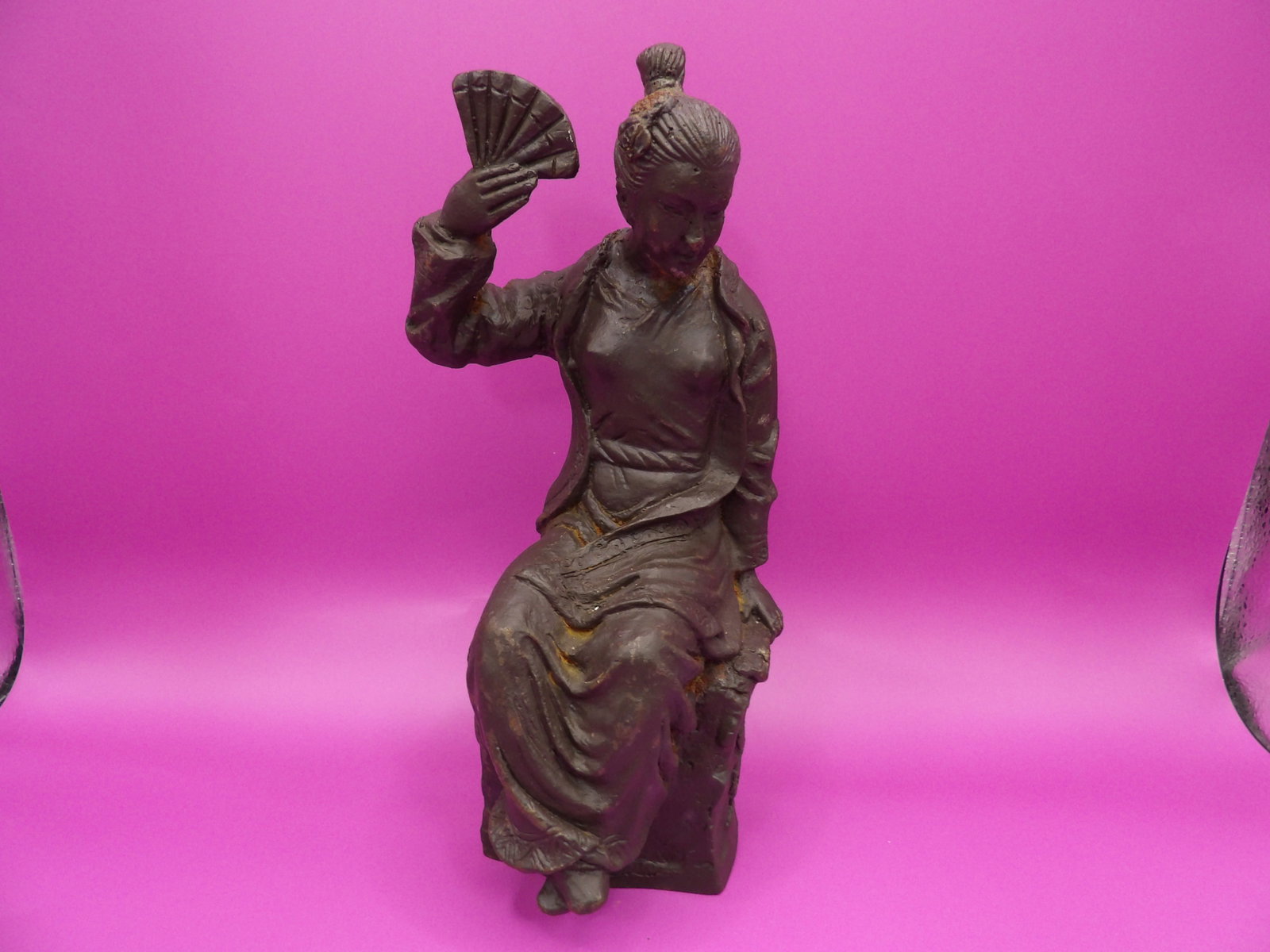 Antique Japanese bronze sitting statue likely from Meiji era: 9.7 inches height.