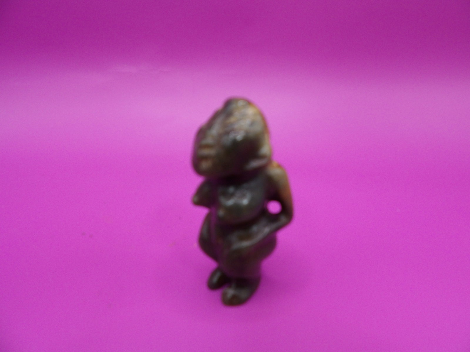 Chinese jade carved figurine: 2.3 inches height. 45 grams.