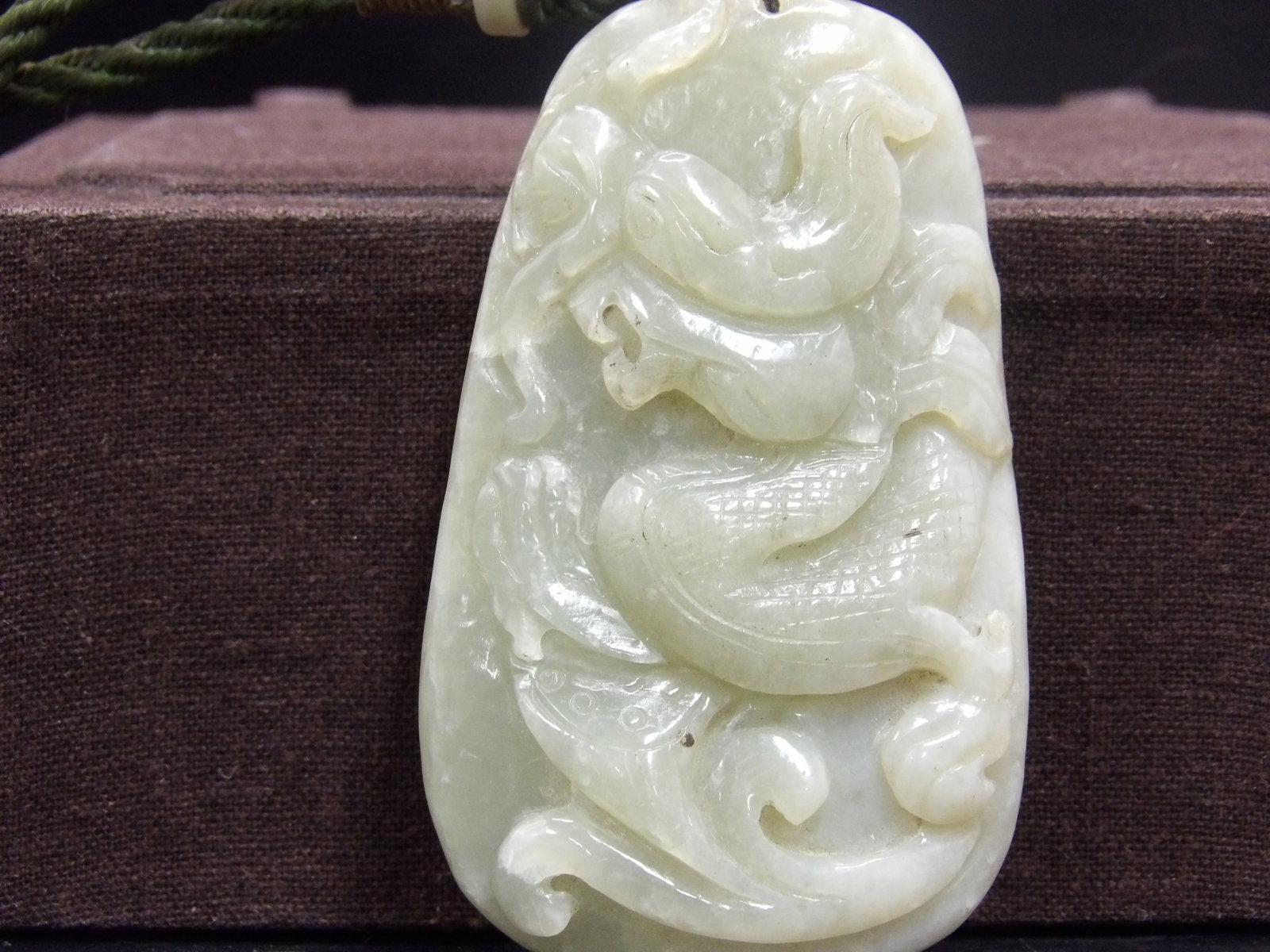 Chinese nephrite jade dragon boulder carving (1 of 5)
