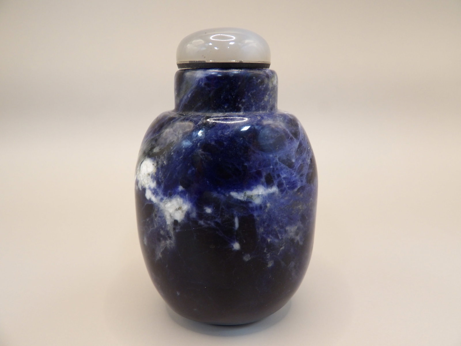 Chinese carved large sodalite snuff bottle well hollowed (1 of 7)
