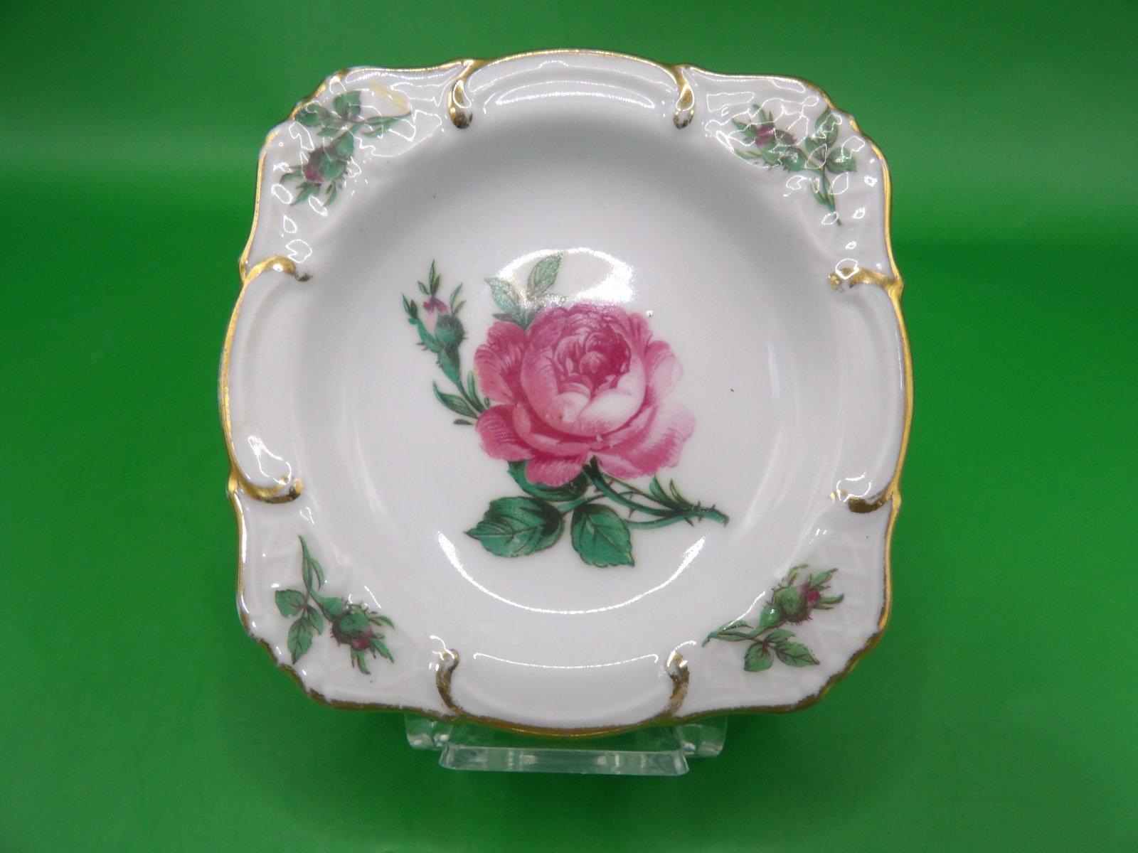 vintage Meissen porcelain ashtray: 3.3 inches length.