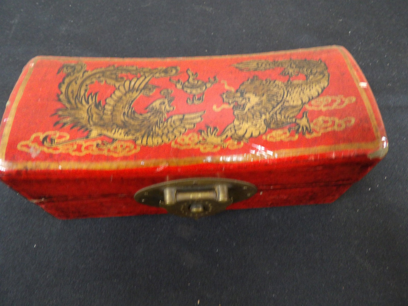 Chinese lacquer box with dragon phoenix motif (1 of 6)