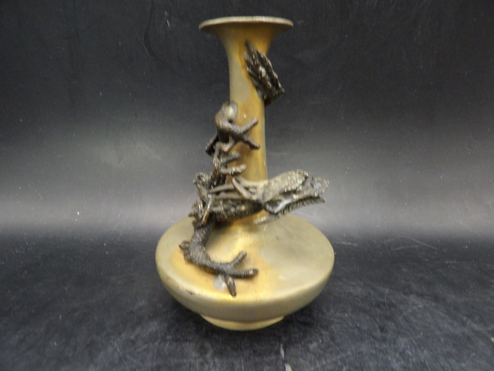 fine bronze vase with dragon motif probably Japanese Meiji period: 4.6 inches height. We will inhouse ship items to you very affordable and efficient. Select self-arrange shipping.