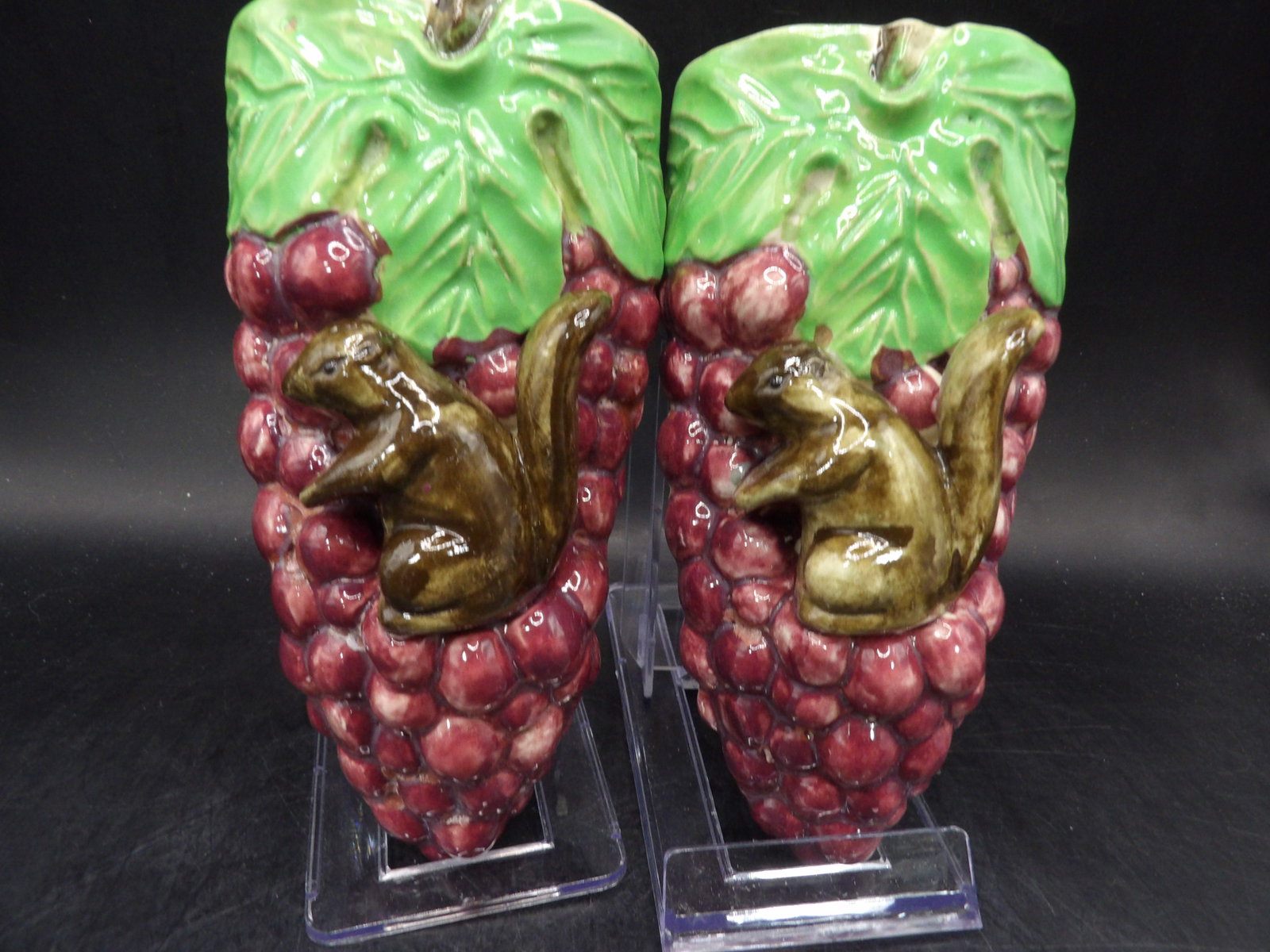 pair of vintage ceramic wall pockets with squirrels and grapes motifs: 6 inches height. We will inhouse ship items to you very affordable and efficient. Select self-arrange shipping.