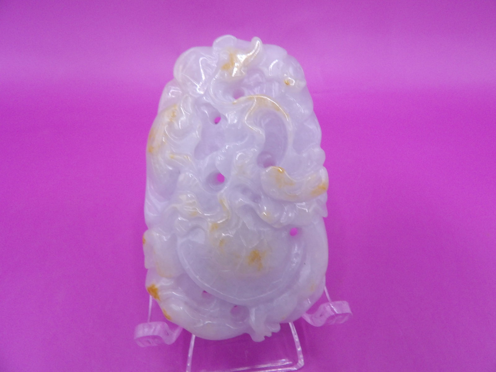 Fine quality jadeite jade large pendant double sided carving turtle fish: 2.5 inches height. 55 grams. We will inhouse ship items to you very affordable and efficient. Select self-arrange shipping.