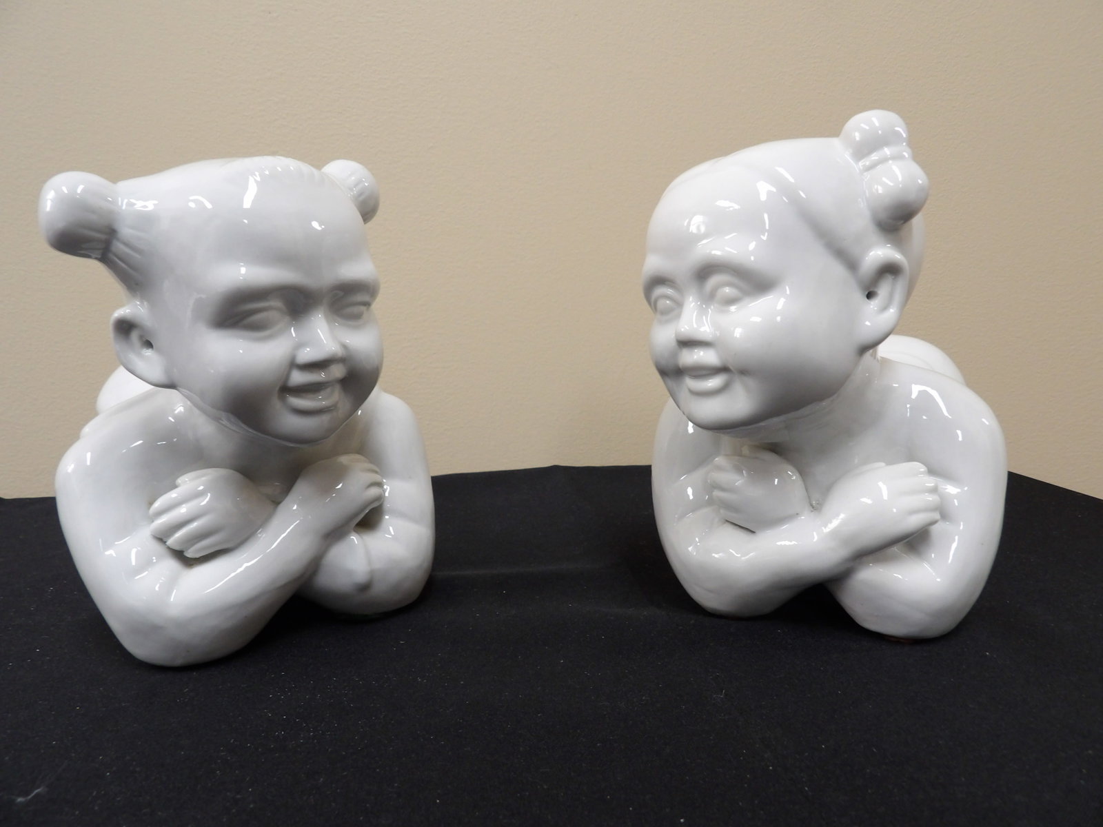 Lot of 2 Chinese porcelain boy and girl figural headrest: 8 inches length. Bottom has protective film. We will inhouse ship items to you very affordable and efficient. Select self-arrange shipping.