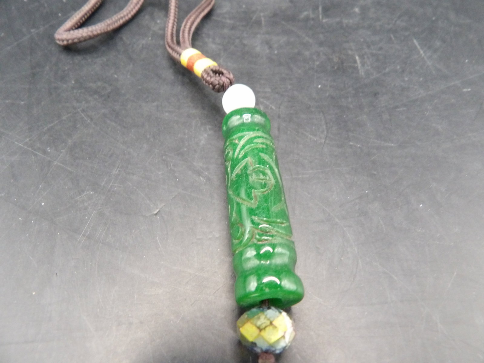 Chinese carved green jade tube: 1.7 inches height. We will inhouse ship items to you very affordable and efficient. Select self-arrange shipping.