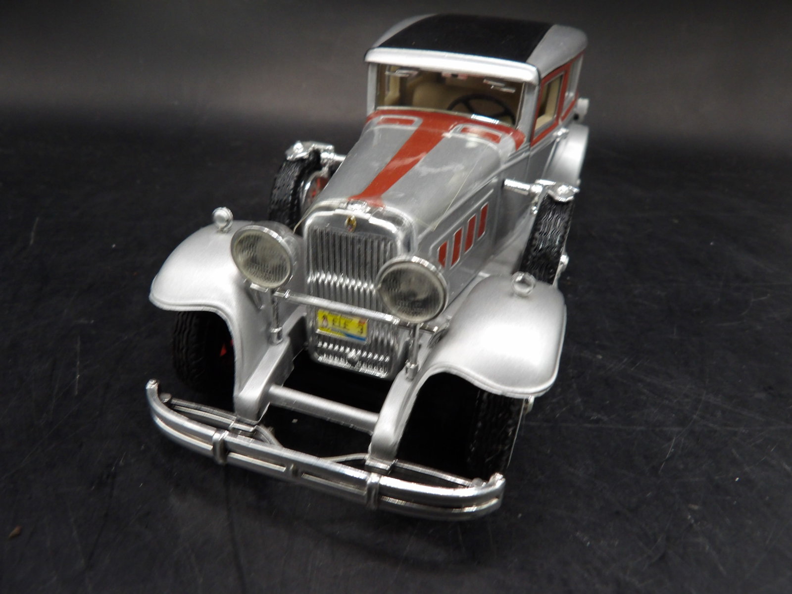 1931 Peerless automobile - 2