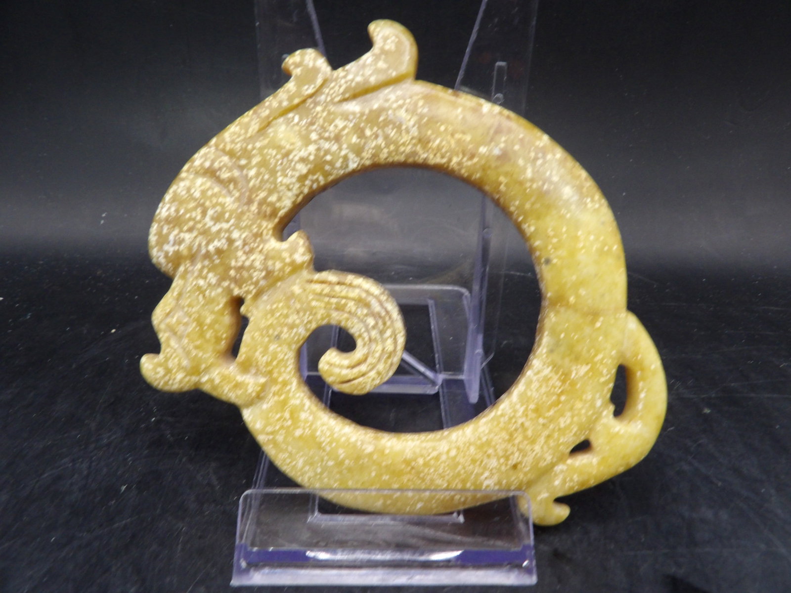 Chinese carved jade C shaped dragon pendant: 4.5 inches height. 123 grams. We will inhouse ship items to you very affordable and efficient. Select self-arrange shipping.