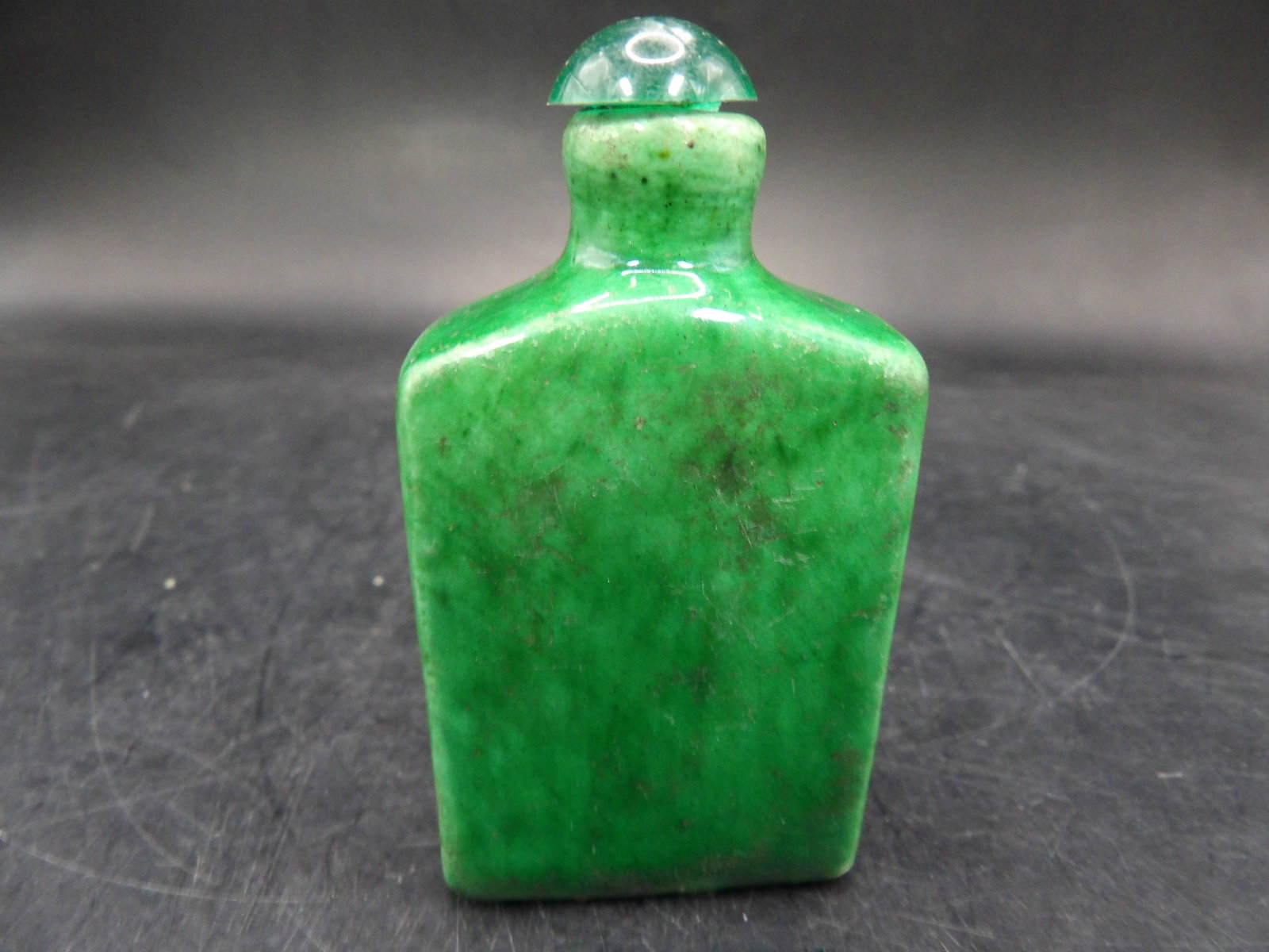 green glazed Chinese porcelain snuff bottle: 2.5 inches height.