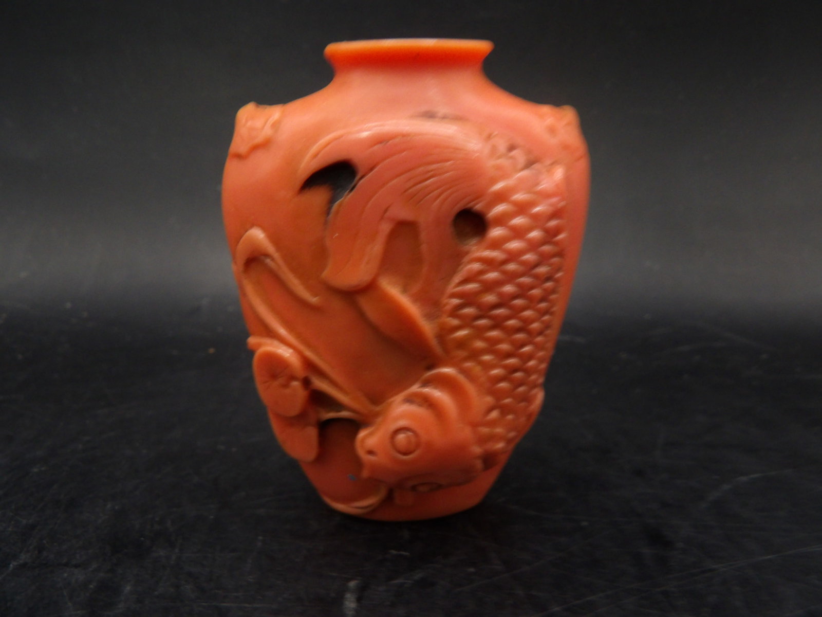 fish motif snuff bottle with Chinese calligraphy: 2.6 inches height.
