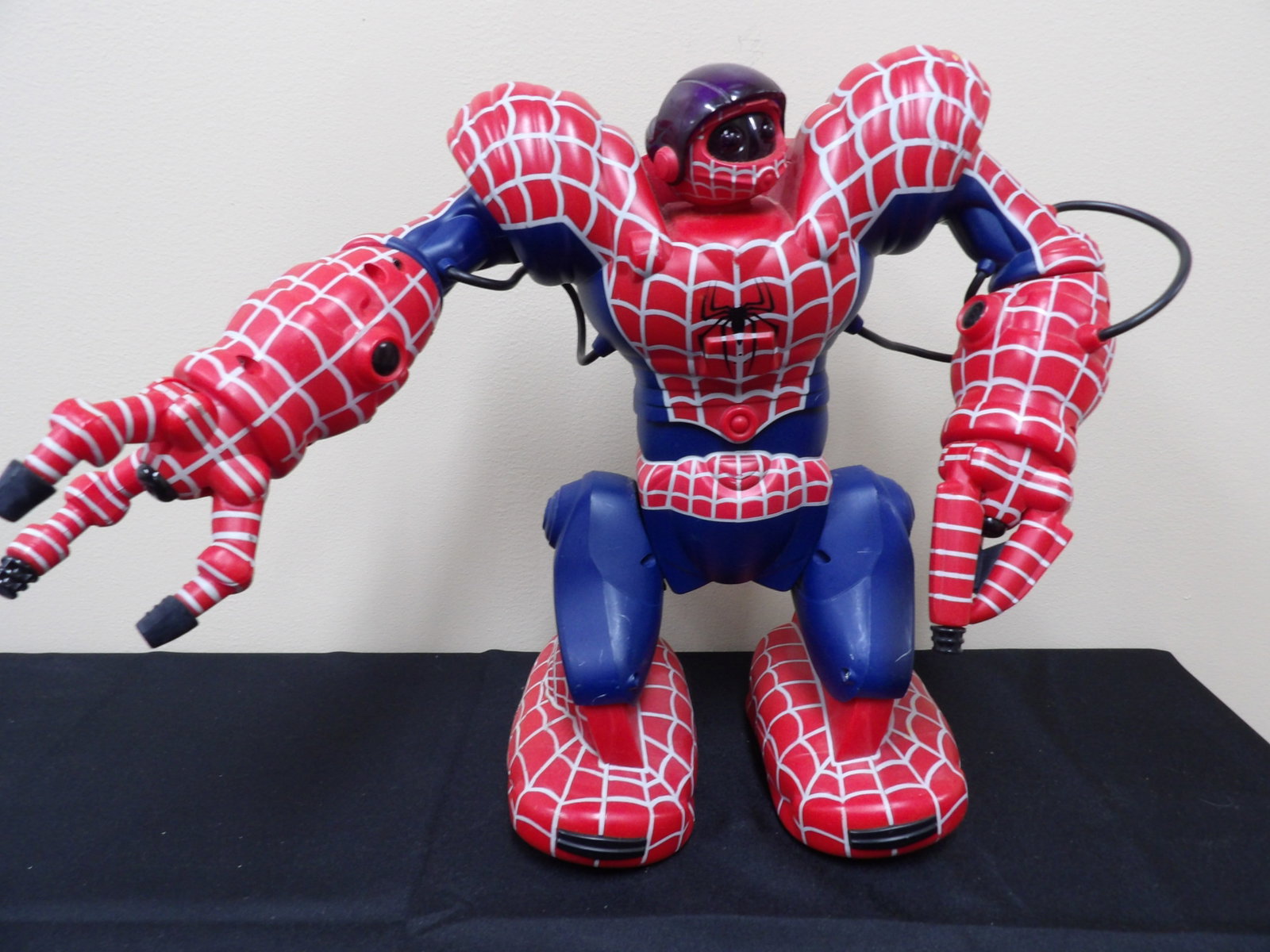 2007 Marvel Spider man large Spidersapien WowWee robot - 5