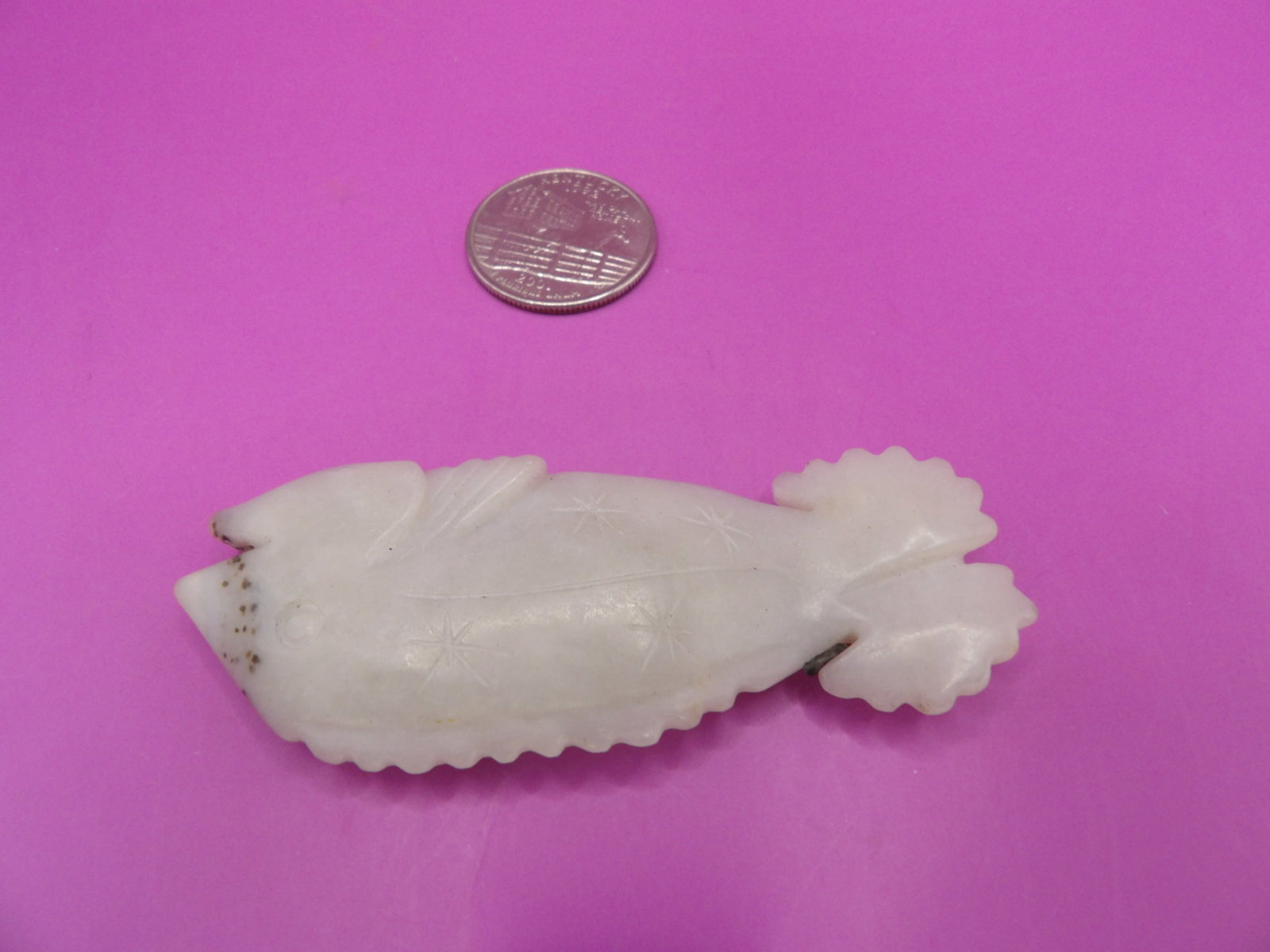 Chinese jade fish carving - 3