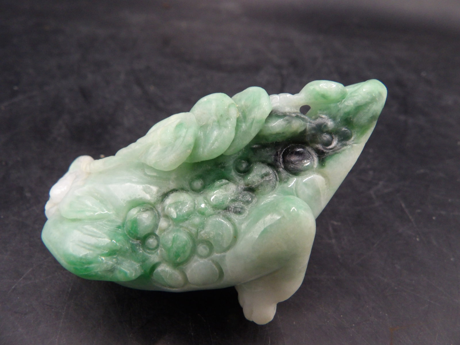 Chinese jadeite jade fine toad carving - 2