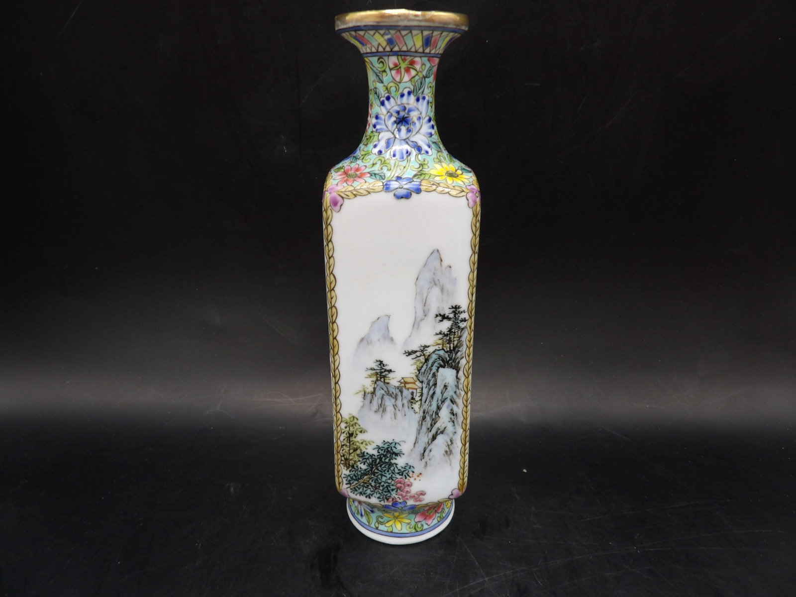 Chinese fine hand painted eggshell porcelain vase sign Qing dynasty Qianlong mark: 6.8 inches height. We will inhouse ship items to you very affordable and efficient. Select self-arrange shipping.