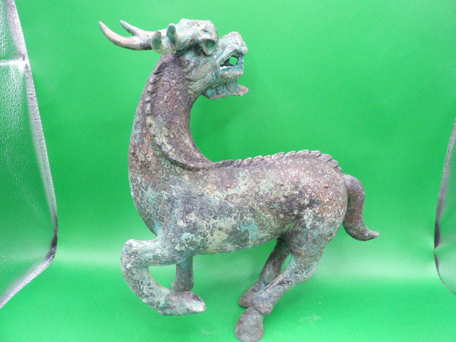 Chinese large bronze beast statue - 7