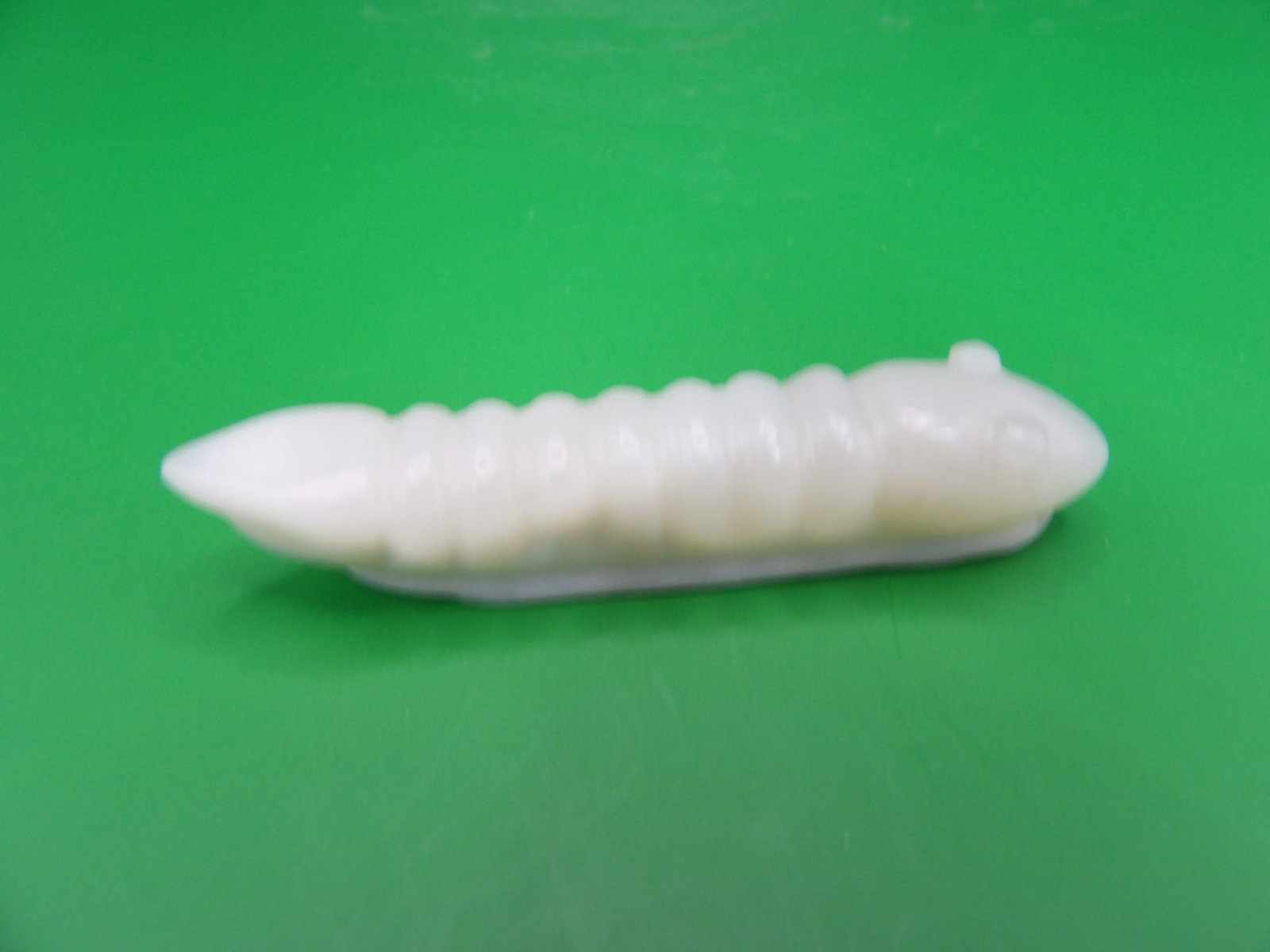 Chinese jade worm carving - 3