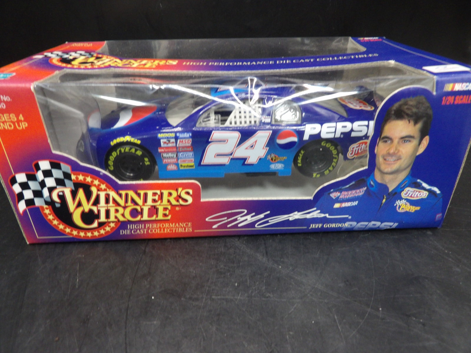Winner's Circle 1:24 Jeff Gordon's #24 Pepsi Nascar scale car: 10 inches length box. We will inhouse ship items to you very affordable and efficient. Select self-arrange shipping.