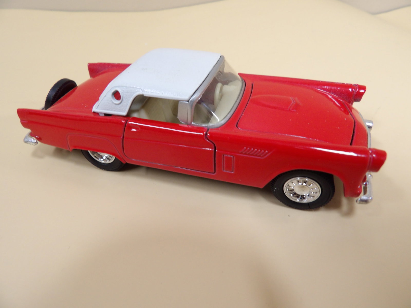 Welly 1955 Thunderbird No 9014 - 5